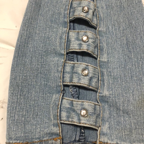 jeans with cuts down the side - Picture 2 of 9
